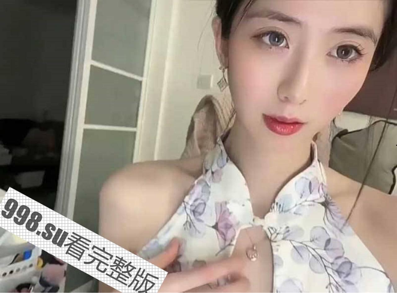 花椒超美女神鱼鱼不甜 屌丝的女神 榜一大哥的精盆!