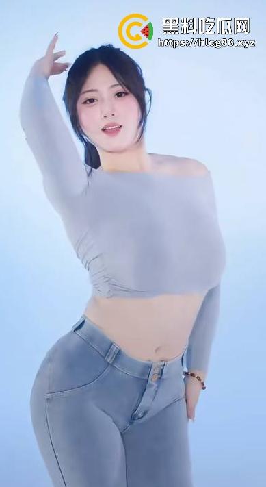 B站舞蹈博主【幸运lucky1227】 极品颜值巨乳尤物大尺度情趣写真流出 搔首弄姿尽显诱惑