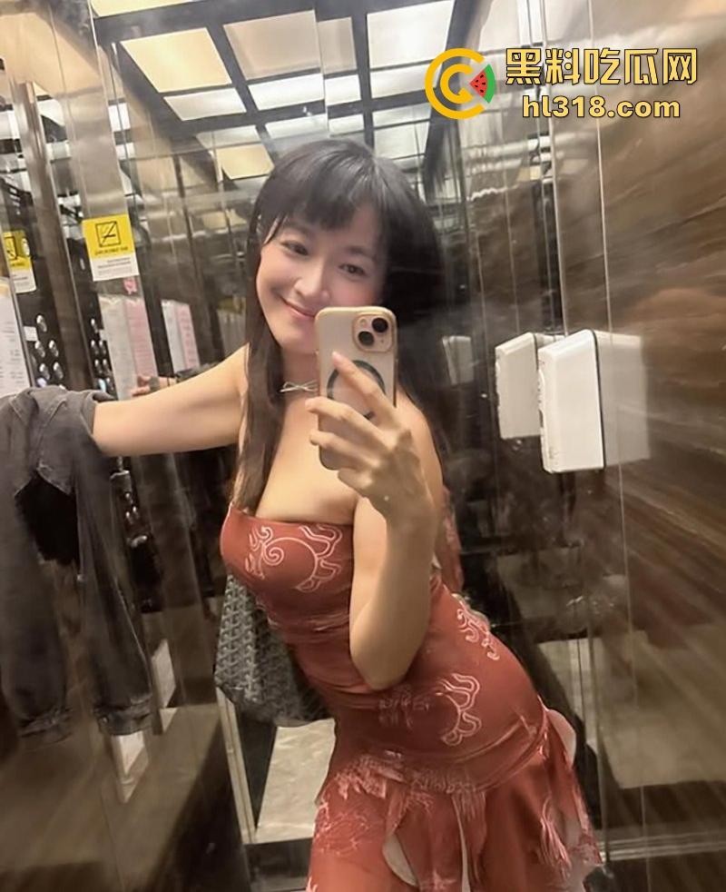 杭州高颜值英语老师【林芬芬】跟学生家长偷情被爆光,满满人妻感的极品教师,看似清纯实则淫荡无比!