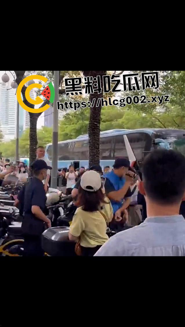 全网封禁相关话题!深圳螺岭社区学区问题抗议 多名家长被捕 抖音微博被下架视频流出