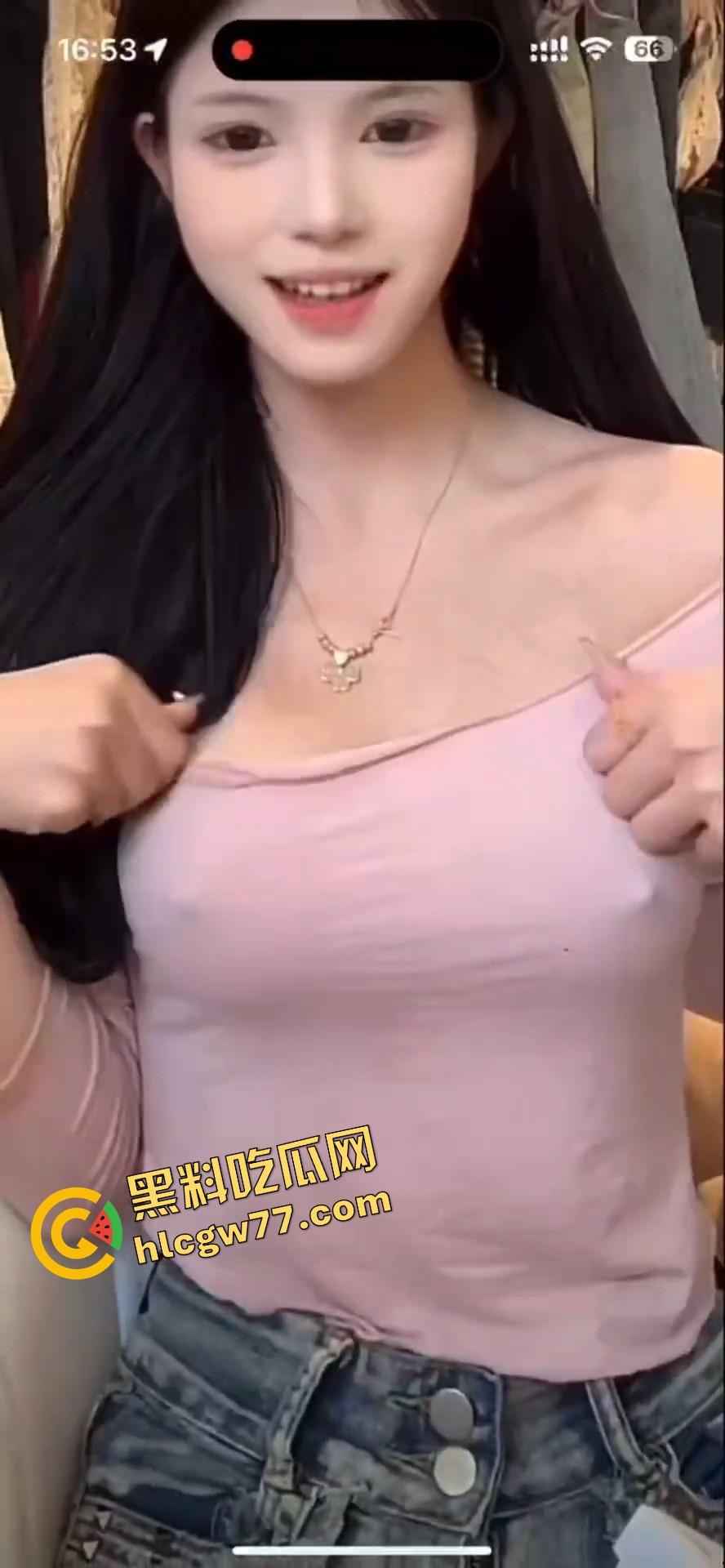 抖音真空带货女主播【小妮子】火了 奶头挺得比销量还高,买女装的清一色男粉,全程只看点不看衣服!