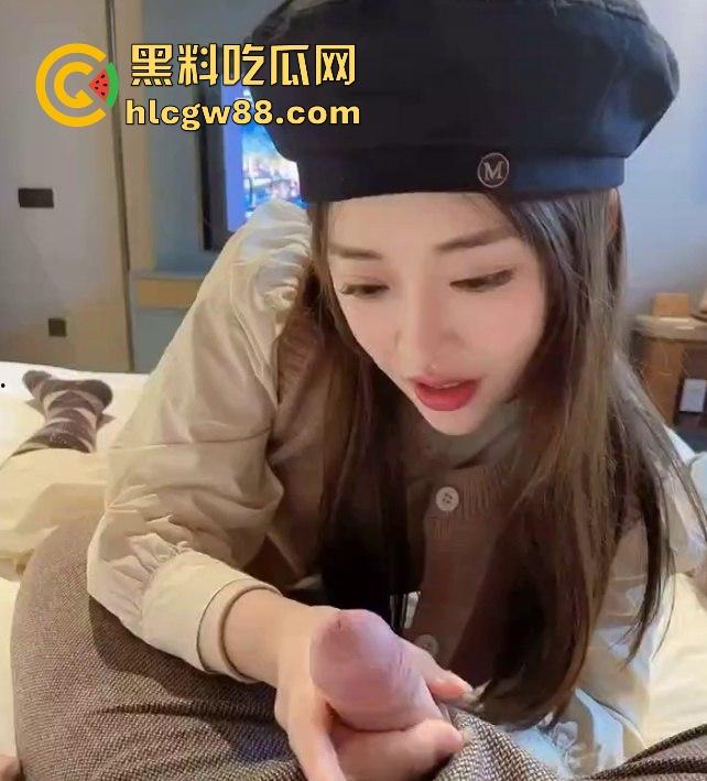 宁波海曙人妻骚妇【许静】精致清纯脸 被曝光大量私密视频 欲求不满的小母狗 曾做过酒吧坐台小姐!