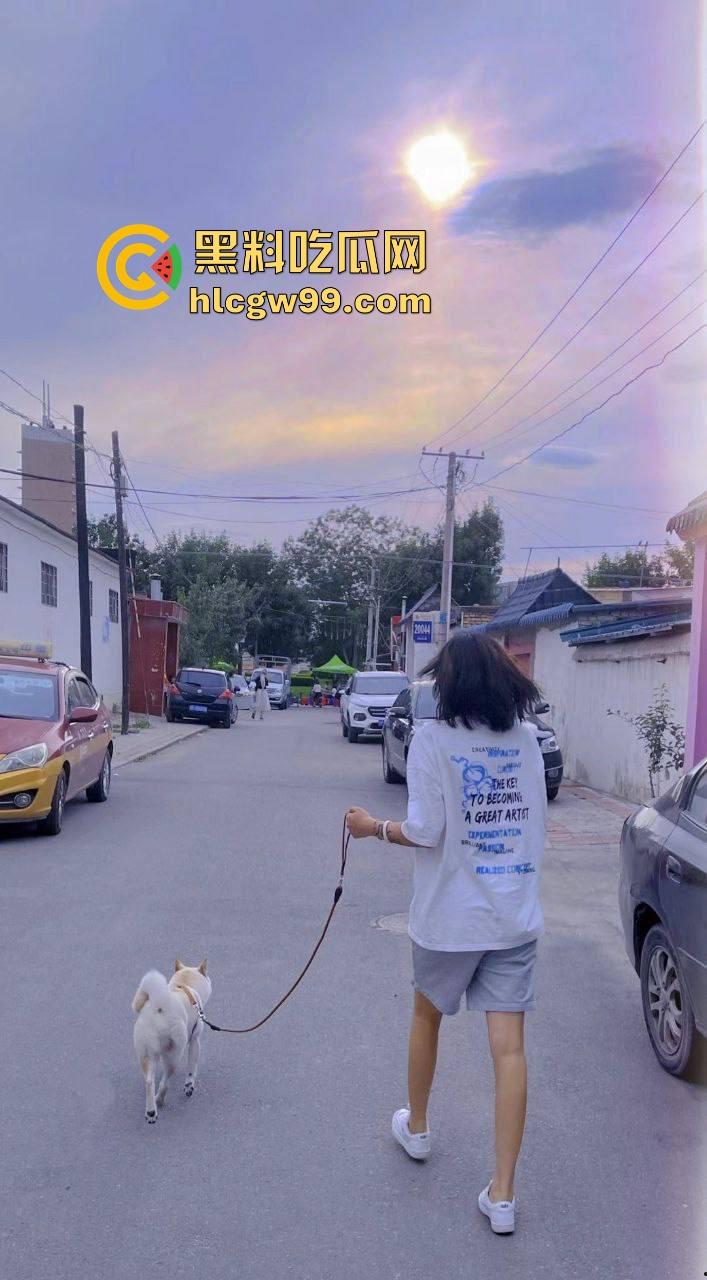 千万别测男人花心,贵州轻工『冯欣婷』骚逼主动开腿,帮闺蜜试男友反被操到腿软求深插!