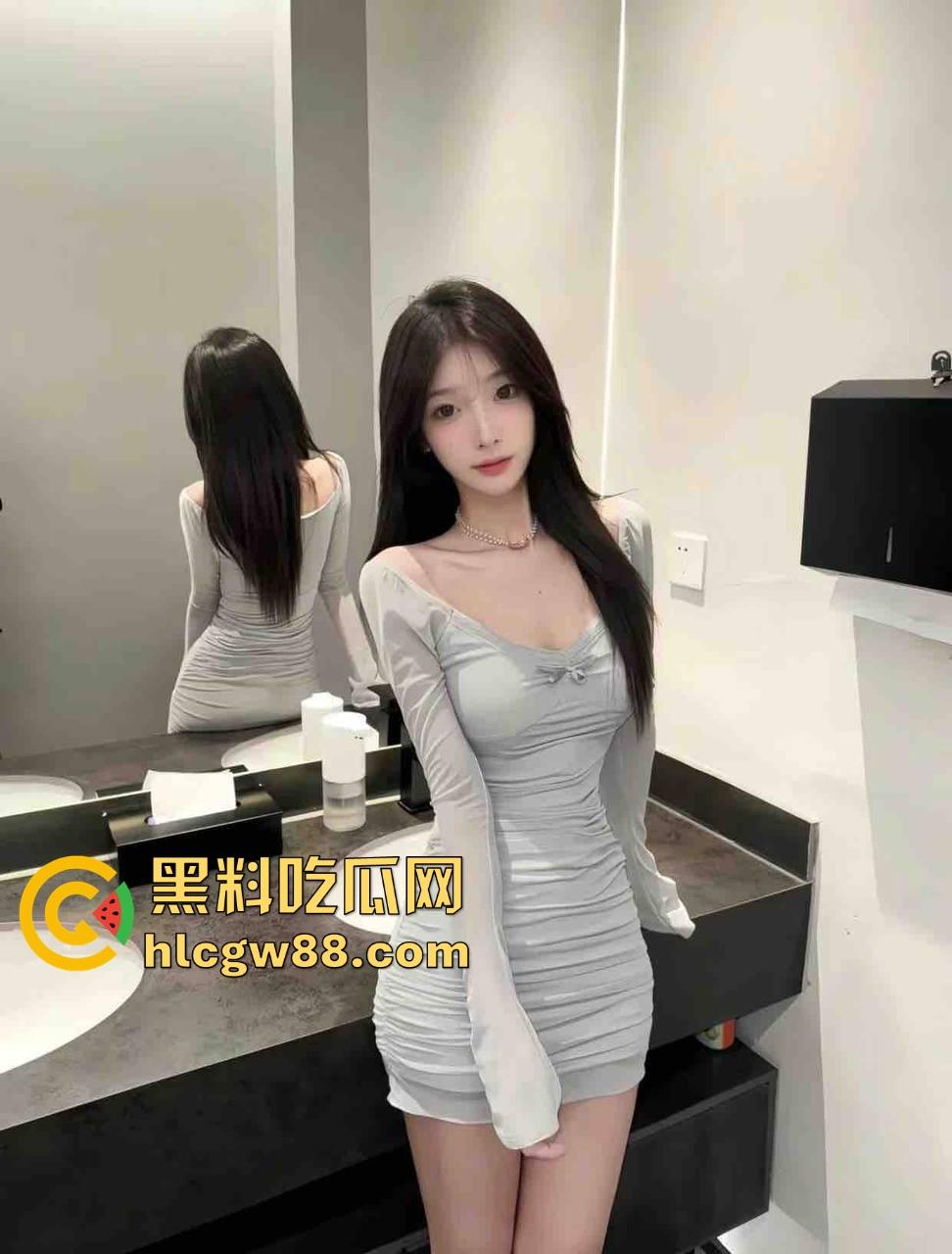 武汉小伙靠黄金手指拿下富婆姐姐,少妇被抠到表情爽得浪叫求饶一看就到点了,这才是真正的手艺人!