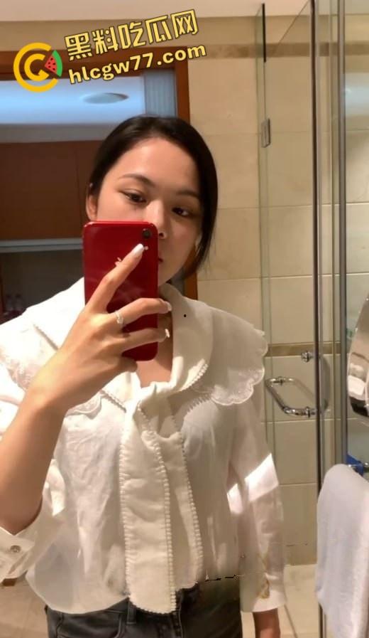 极品气质美女【刘心怡】从大学开始被金主包养 口交毒龙通通会 捆绑调教爆操一样不少 束缚四肢当狗爬！