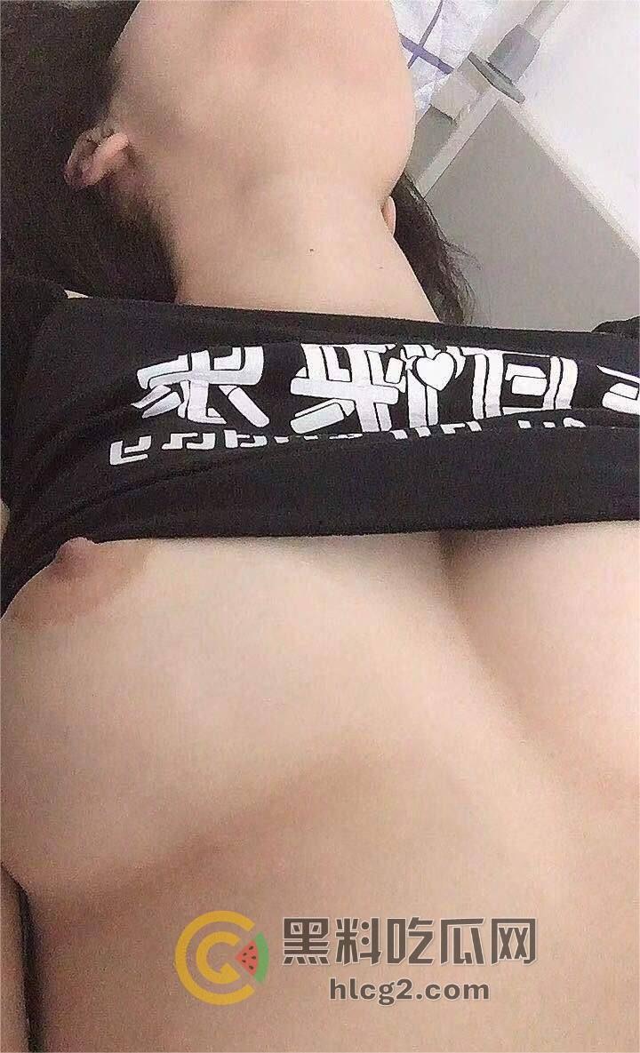 极品少女「林娜」被男友无情调教,良家少女变身超级母狗!