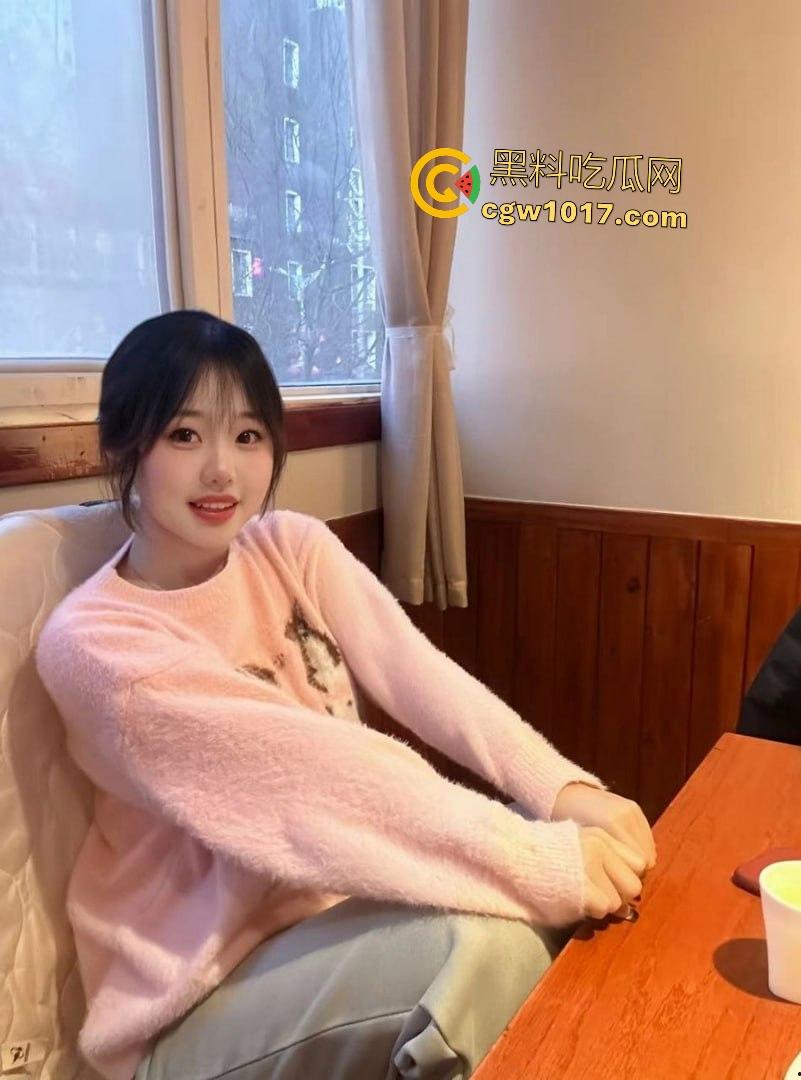 北京舞蹈学院女神【兰澜】，貌美如花反差婊，戴前男友眼罩给金主深喉口交，生活照甜美床上骚浪太反差了！