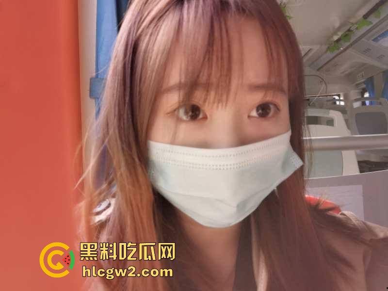 约炮南宁师院极品【江晓莹】 颜值高身材好,口活顶得堪比飞机杯,吃鸡技术爽翻天!独家真实爆料!