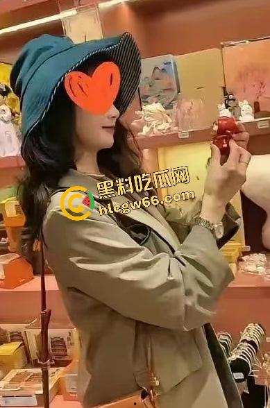 小米SU7爆燃翻车现场曝光!女孩开车睡着,全程交给自动驾驶!雷军慌了紧急发致用户一封信?