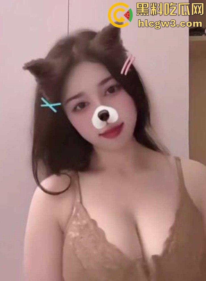 抖音豪乳女神【颖儿】私密视频曝光!榜一大哥独享天然G杯八字奶,白嫩弹润让人欲罢不能!