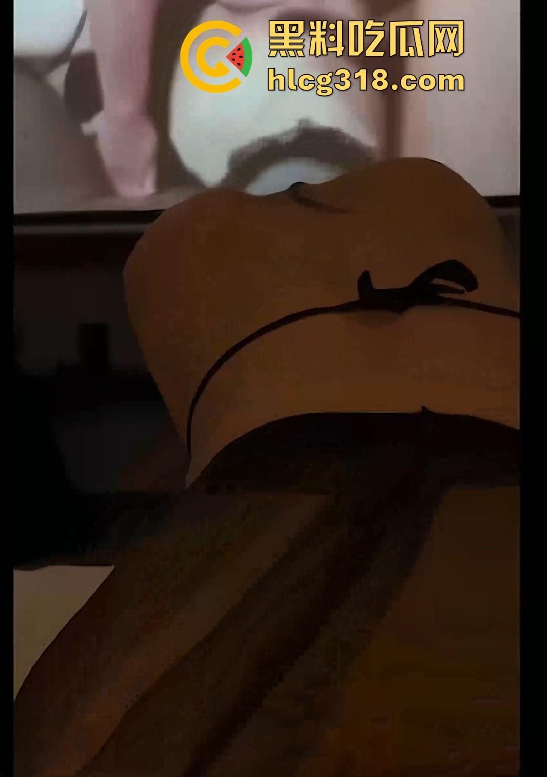 快手巨乳网红【蓉饱饱】性爱视频流出!身材完美长腿翘臀,极品巨乳反差魅魔,迷人的小妖精。