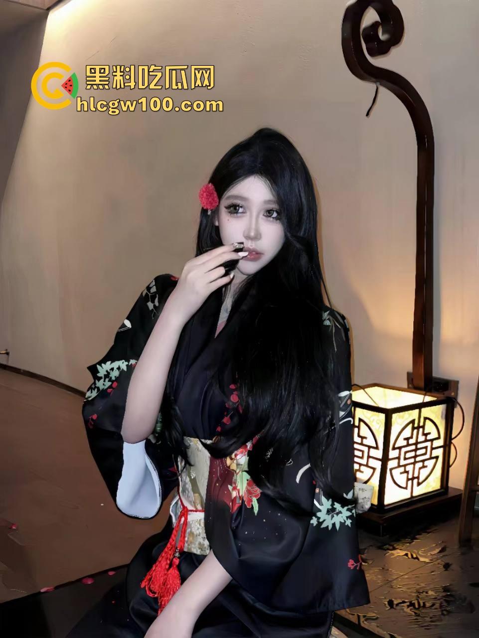 河北精神小伙KTV玩疯,陪酒妹被当狗地下爬跪舔,嘴当B抽插全程卖力口活卖力吸到腿软,洗手间乱交结尾!