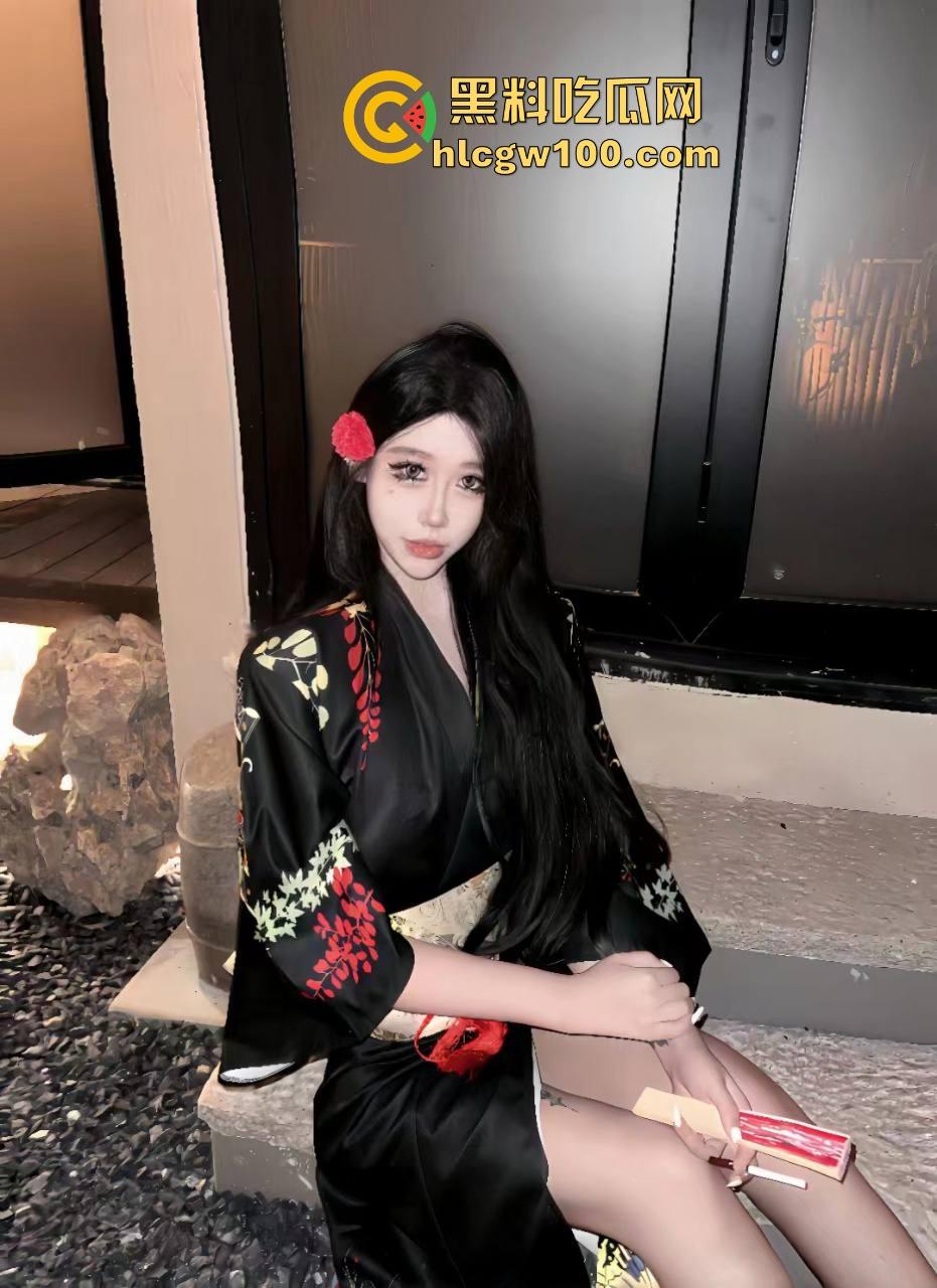 河北精神小伙KTV玩疯,陪酒妹被当狗地下爬跪舔,嘴当B抽插全程卖力口活卖力吸到腿软,洗手间乱交结尾!