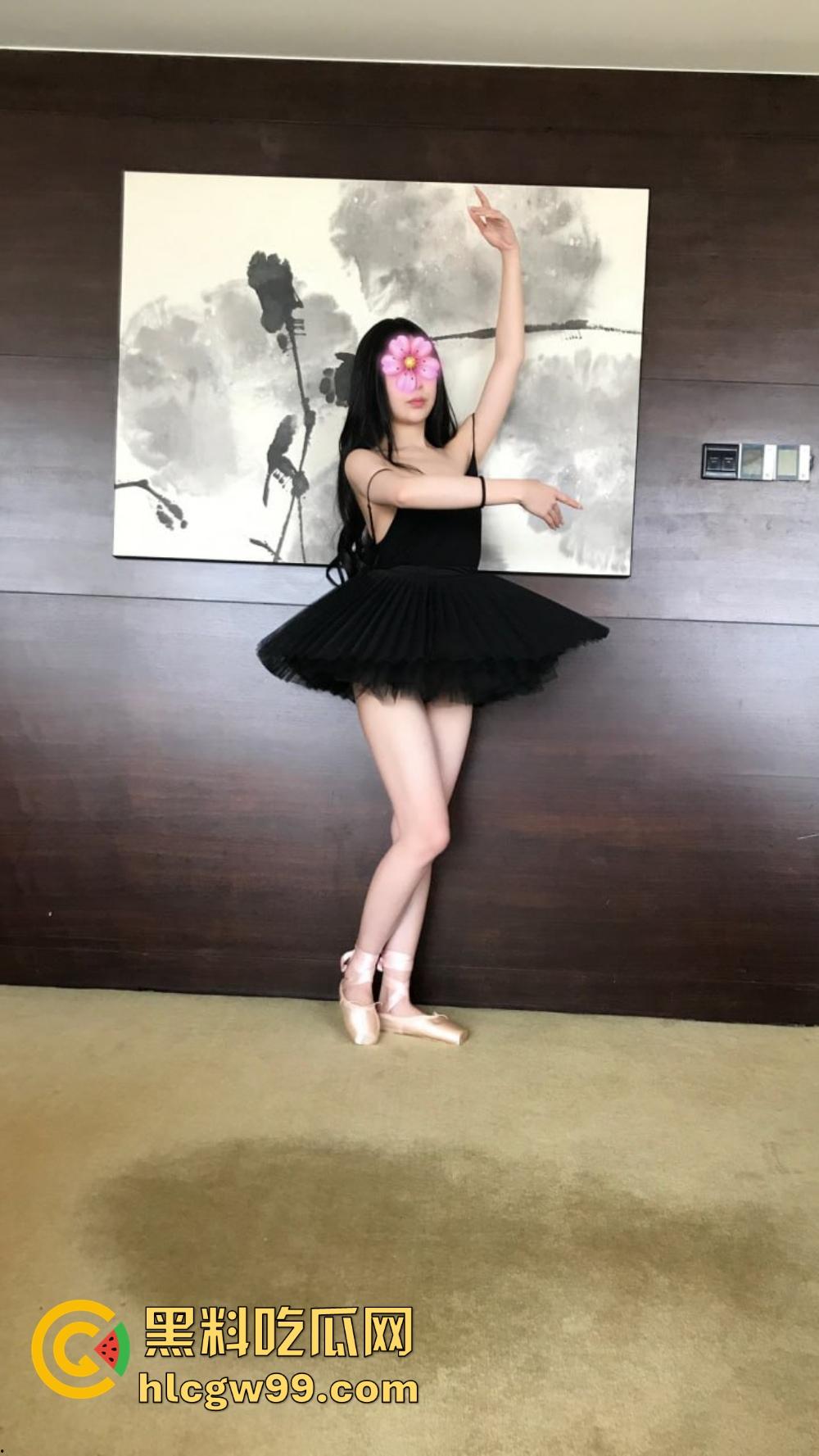 帝都顶级调教大神的变态回忆录第一弹,性奴调教,滴蜡鞭打到喝尿侍奉,解锁人类想象力的天花板!