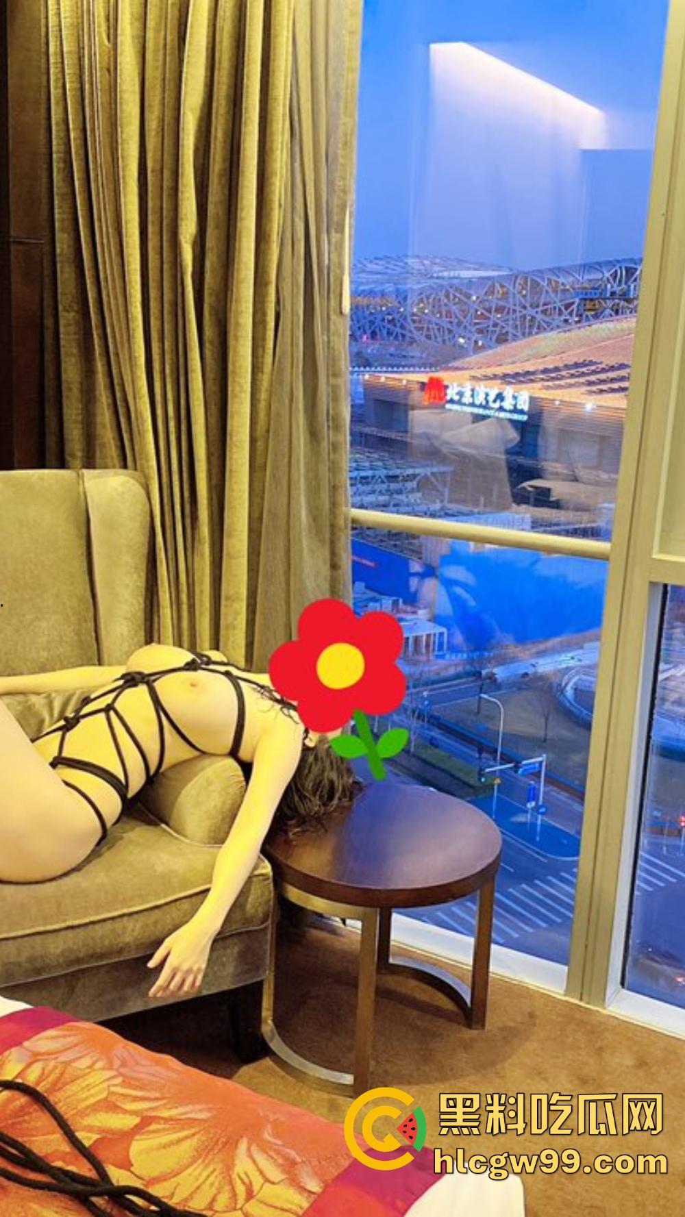 帝都顶级调教大神的变态回忆录第一弹,性奴调教,滴蜡鞭打到喝尿侍奉,解锁人类想象力的天花板!