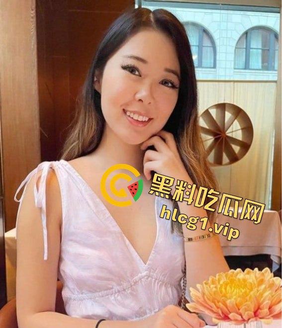 美籍华人网红女歌手「Extra」中文名张雪私拍流出!反差婊深喉口交!还用筷子夹鸡巴吃!