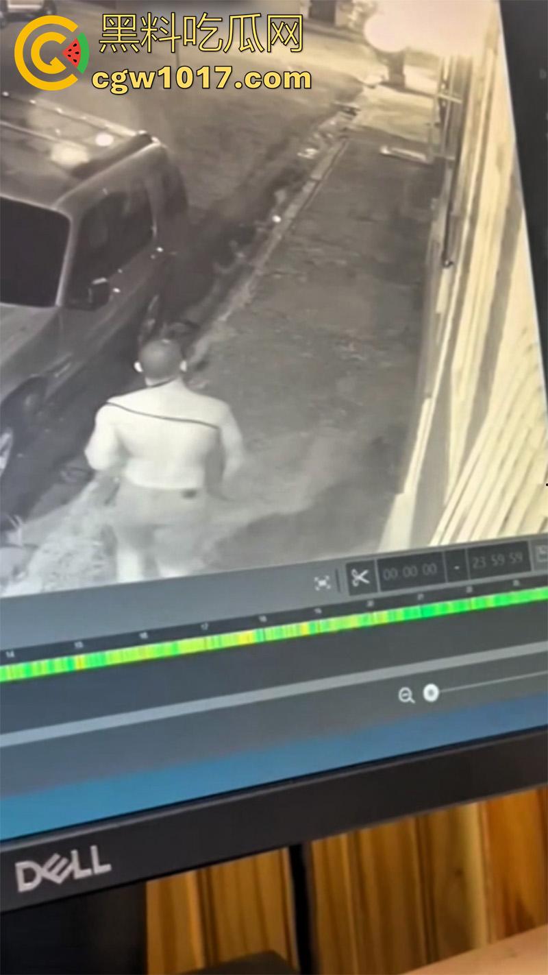 躺着把自己吊死了?男子嗑药后精神失常,跑到街边扯下电线,本以为是偷电线的,结果竟是上吊自杀!