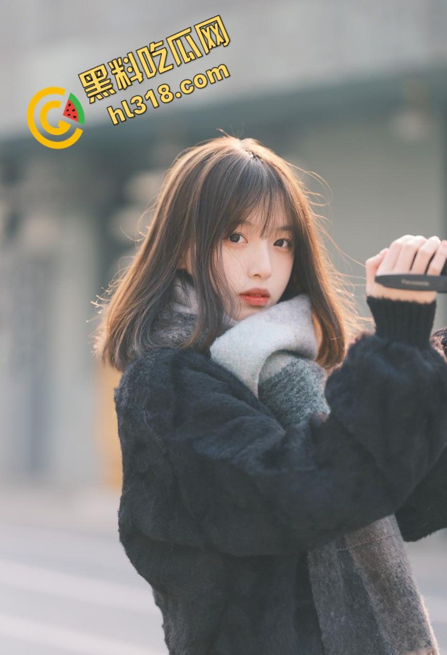 广州商学院清纯女大【宋亚轩】,女朋友出轨床上当场抓包,无能男还被小三贱笑嘲讽,当场心态崩了 !