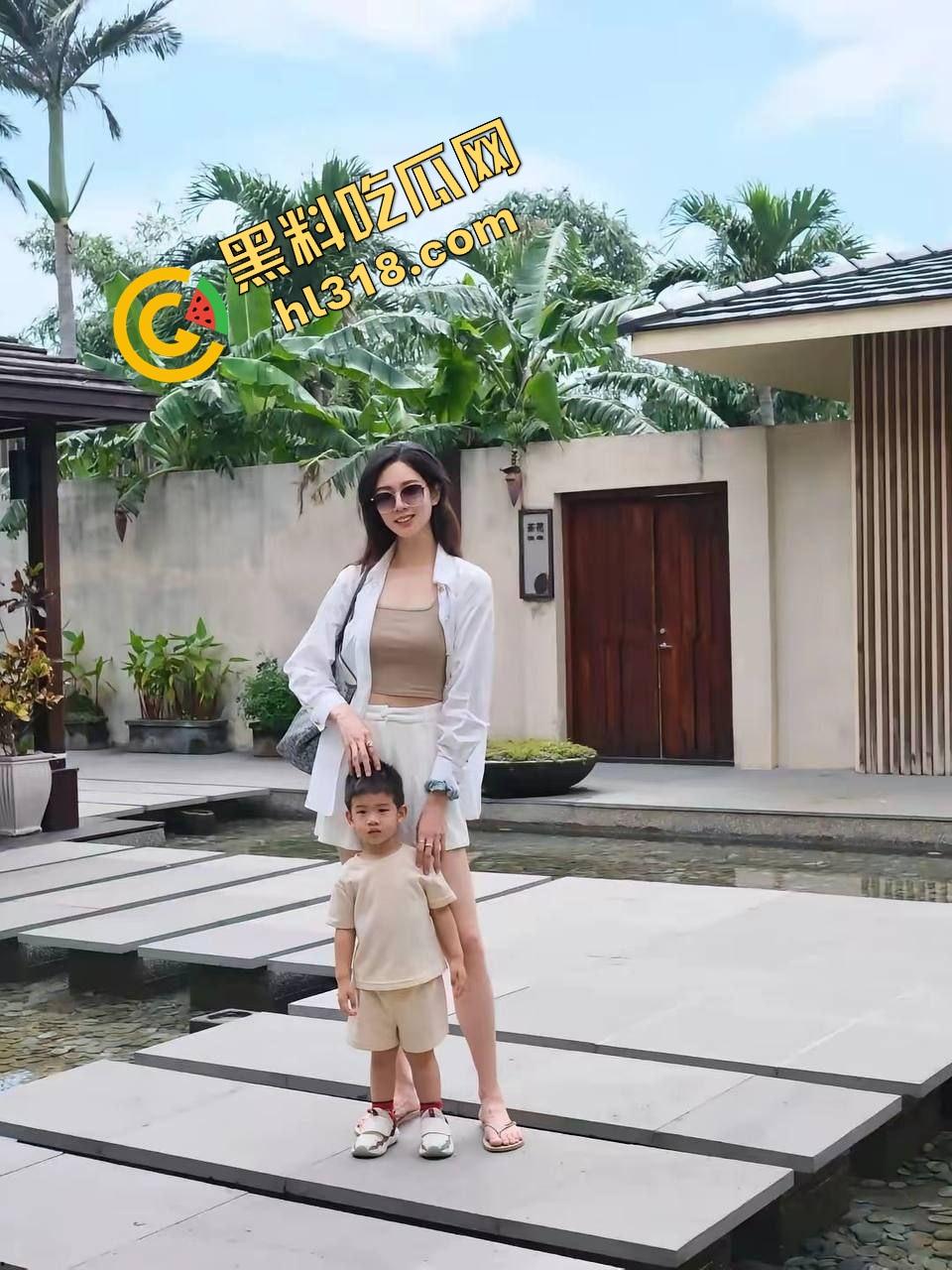 一手姑娘一手经,少林寺住持『释永信』不负如来不负卿,搂着美人念佛经,51个情人174个私生子!