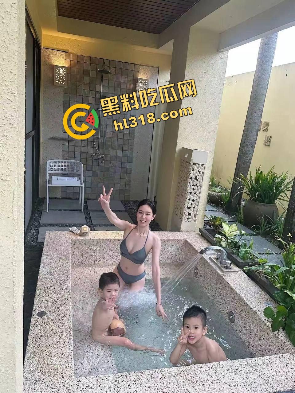 一手姑娘一手经,少林寺住持『释永信』不负如来不负卿,搂着美人念佛经,51个情人174个私生子!