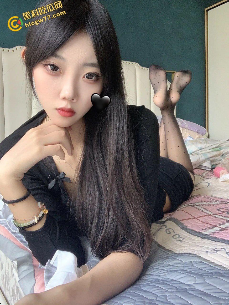 抖音【玉子玉子】清纯人设崩塌!私密自慰视频流出,甜美邻女变火辣尤物 !