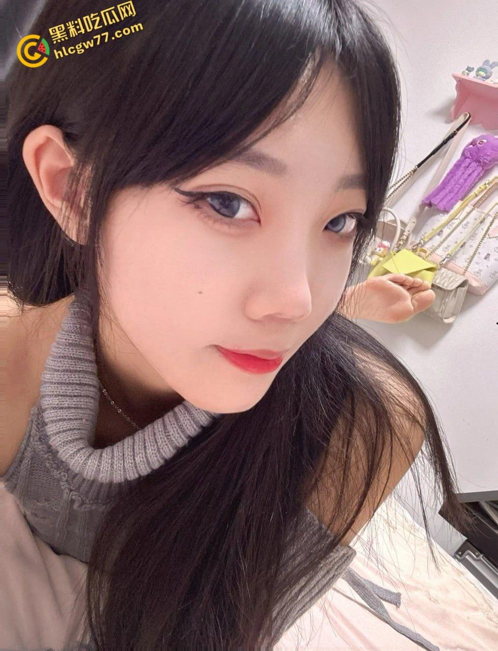 抖音【玉子玉子】清纯人设崩塌!私密自慰视频流出,甜美邻女变火辣尤物 !