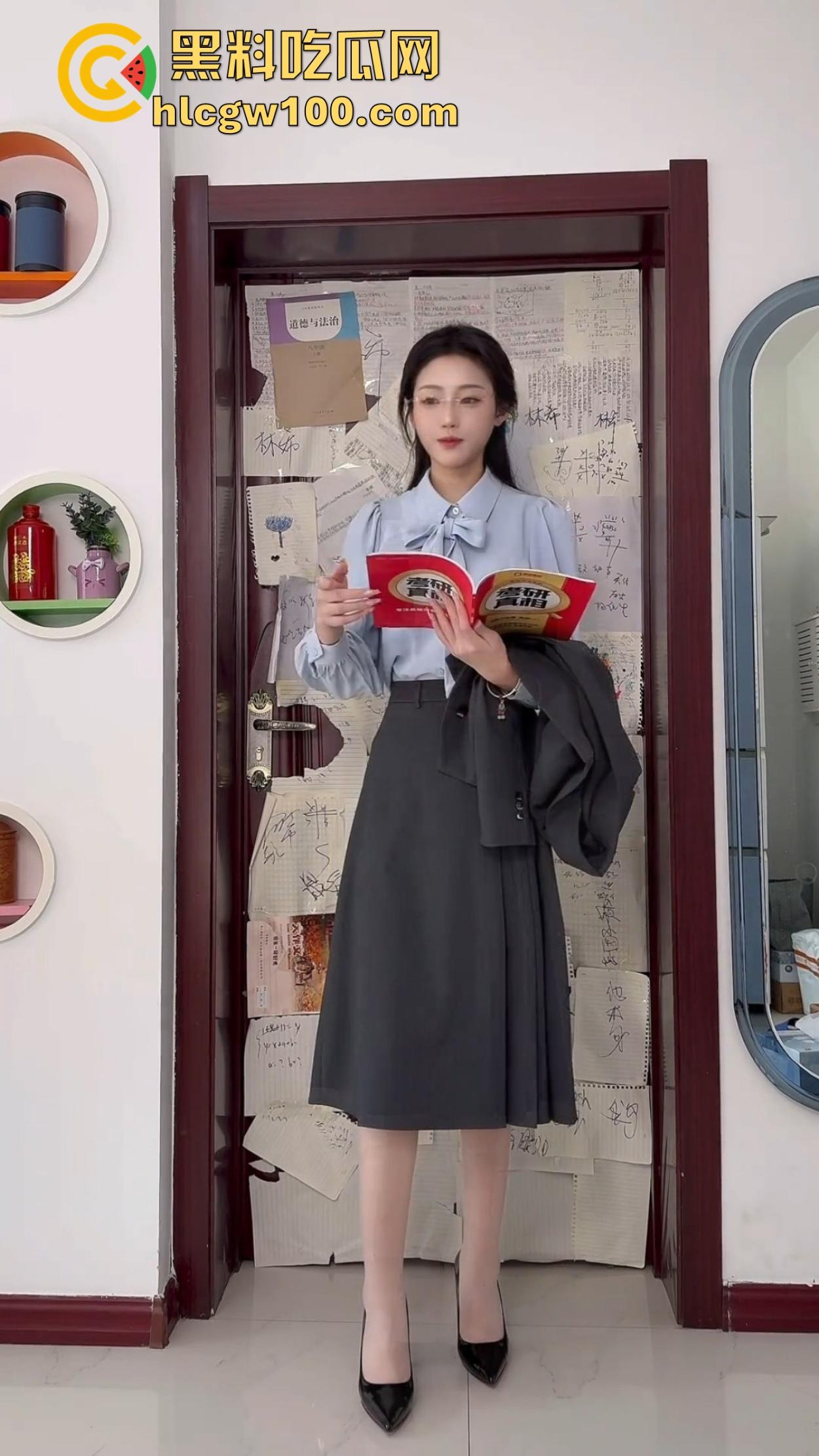 体制内四眼小仙女or夜店骚到极致包臂裙浪货,一本正经vs放飞自我,哪个才是你心中的绝对感觉?