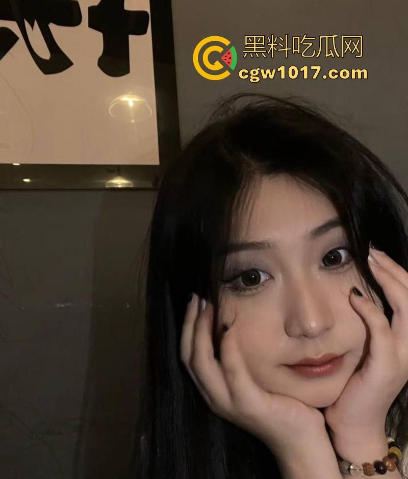 瓜友真实投稿曝光!西南昌豫章师范学院微胖前女友【张嘉雯】跳蛋震颤蜜穴淫水流淌,露脸后入猛操,这身材真有料!