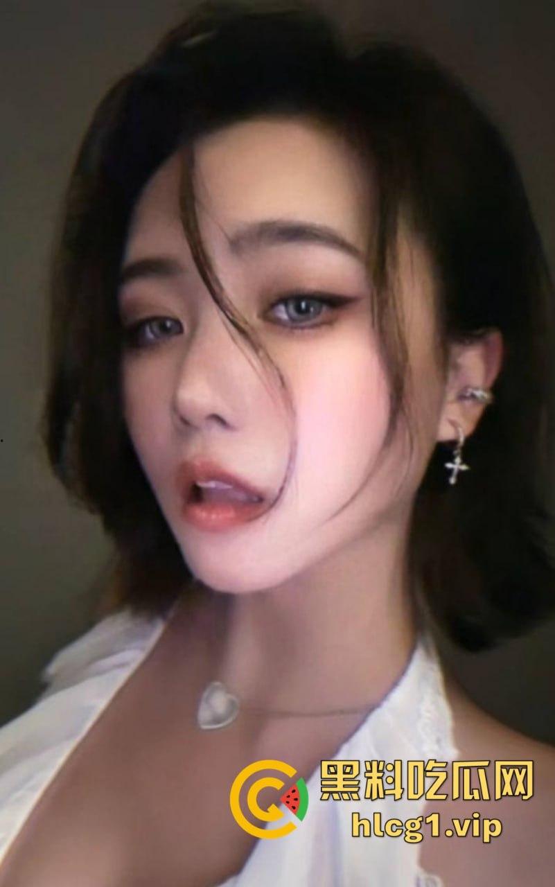 小红书美妆博主惨遇渣男!求和无果性爱视频曝光,得不到就毁掉的报复!