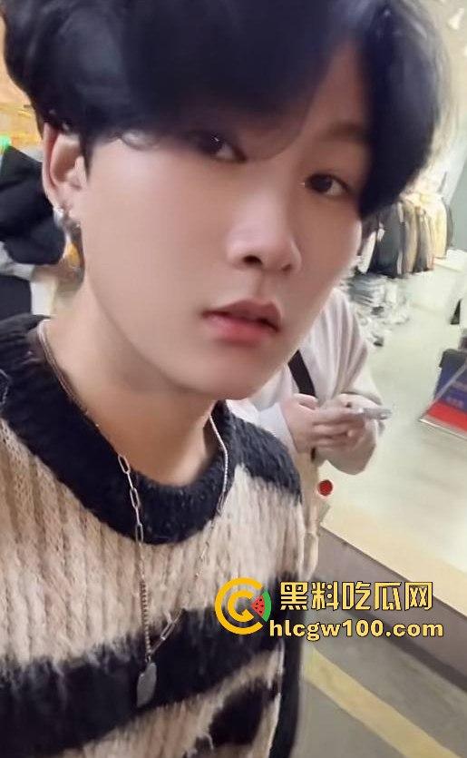 热门大瓜!抖音百万网红【老白丫·】被绿,女主也是网红【林黛玉·】连夜从河南赶到福建,纯爱战士又一次输了。