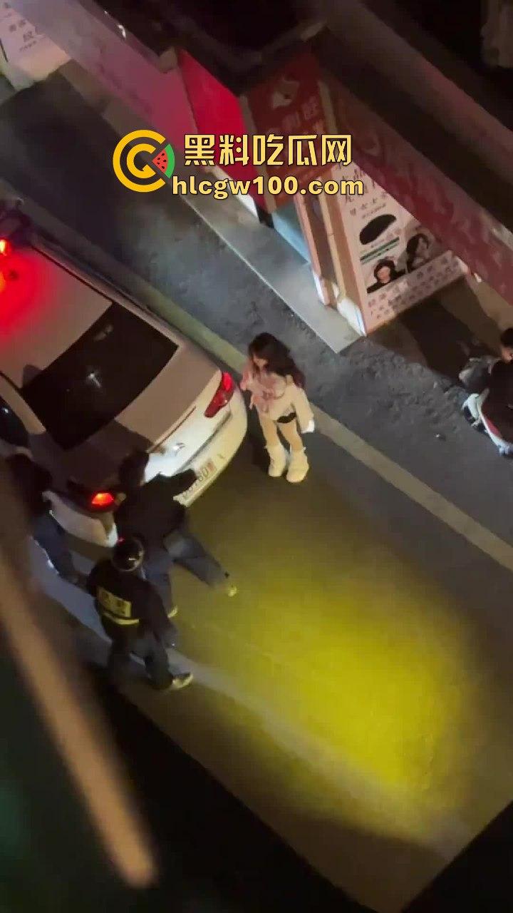 热门大瓜!抖音百万网红【老白丫·】被绿,女主也是网红【林黛玉·】连夜从河南赶到福建,纯爱战士又一次输了。