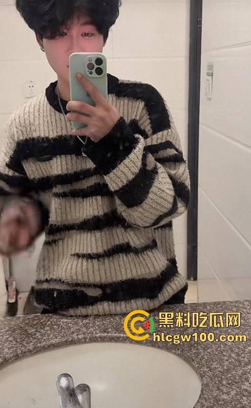 热门大瓜!抖音百万网红【老白丫·】被绿,女主也是网红【林黛玉·】连夜从河南赶到福建,纯爱战士又一次输了。