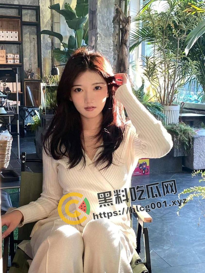 天津美术学院反差婊!体育生的肉便器 奶头粉嫩 身材极品 叫声太浪了 减低音量 放心食用