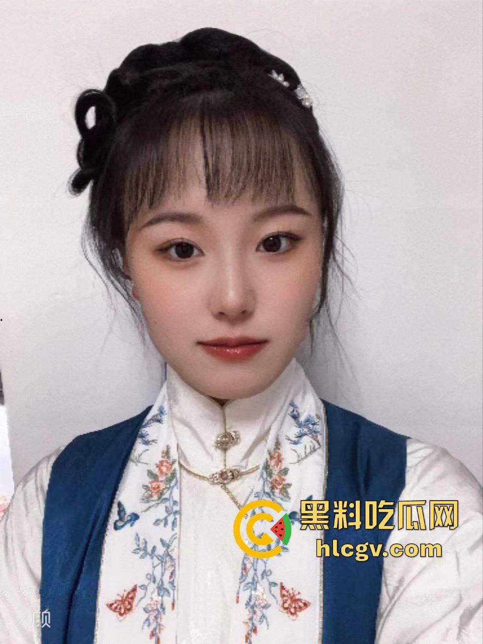 女友被调教成M属性母狗!瓜友投稿称边口交边自慰,两个洞被塞满呻吟不断被玩到泪流满面!