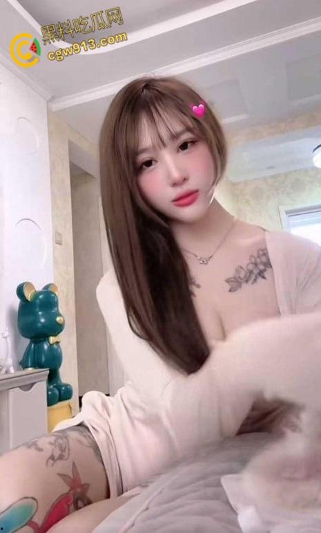 快手纹身网红【谈梦】,万人心中的纯欲少女,想变凤凰却变成了野鸡,勾引富二代却被随手曝光抛弃!