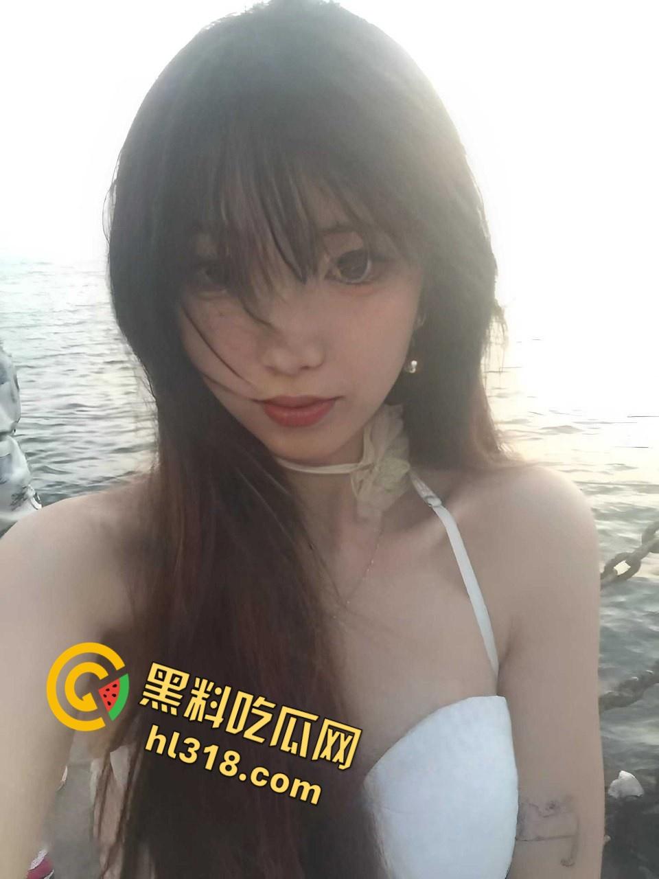 健身小伙约炮极品校花,高质量嫩妹大片,白皙美乳护士装,厌世脸露脸足交,各种姿势爆操骚逼 !