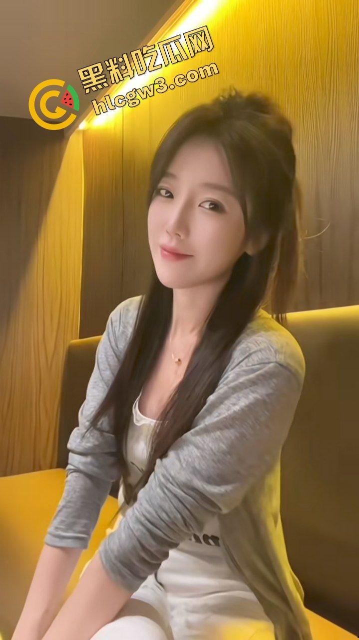 四川现代职业学院反差婊贱逼货『韩爱伊』异地恋周末约炮单男 男友查岗曝光骚逼上位!原创独家流出!