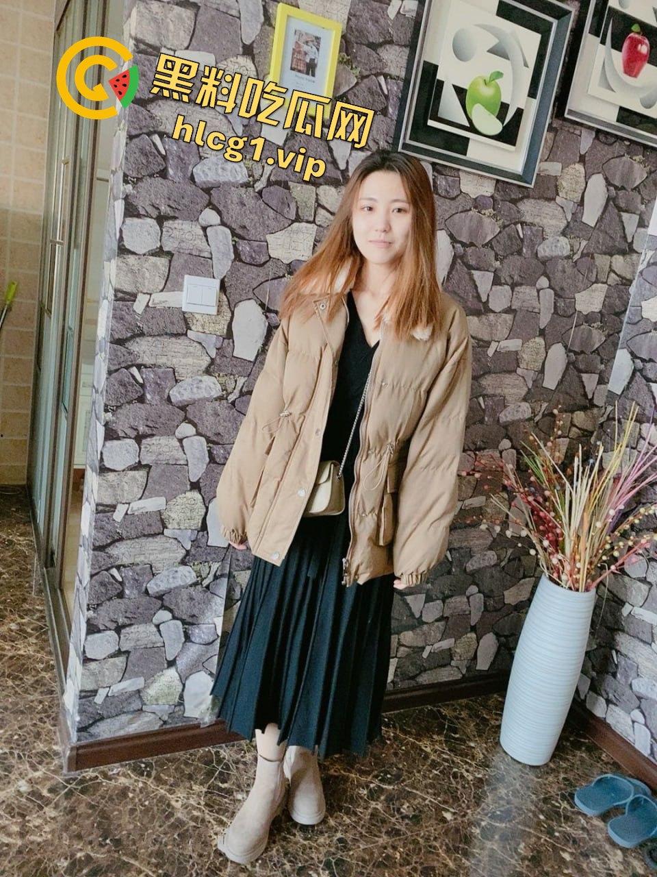 99年宁夏传媒学院美少女李婷啪啪自拍流出!大波嫩妹口活女上,反差婊的极致享受!