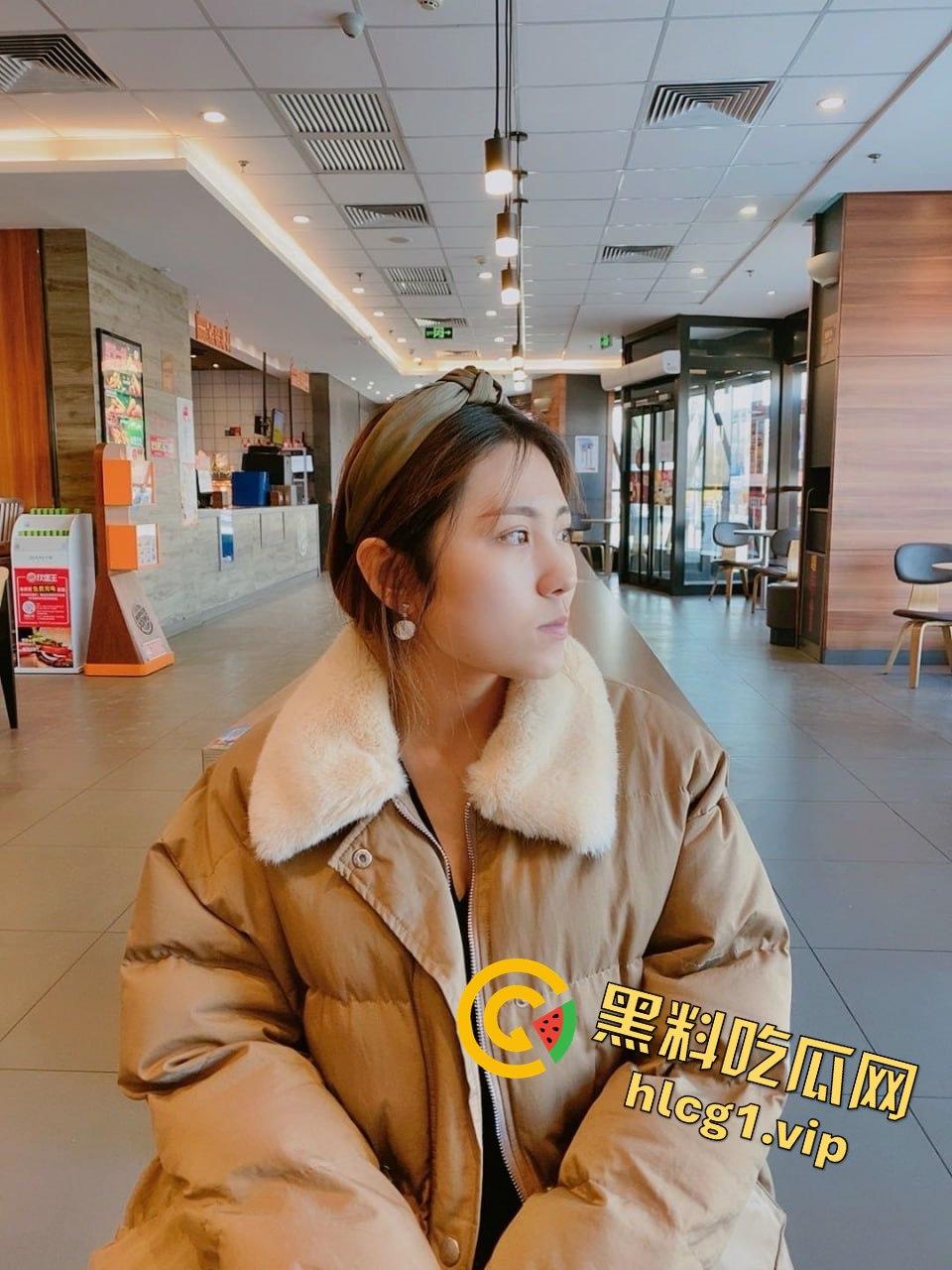 99年宁夏传媒学院美少女李婷啪啪自拍流出!大波嫩妹口活女上,反差婊的极致享受!