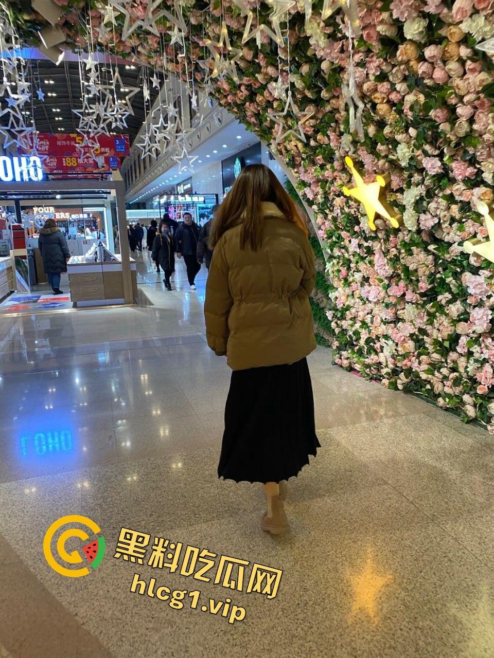 99年宁夏传媒学院美少女李婷啪啪自拍流出!大波嫩妹口活女上,反差婊的极致享受!