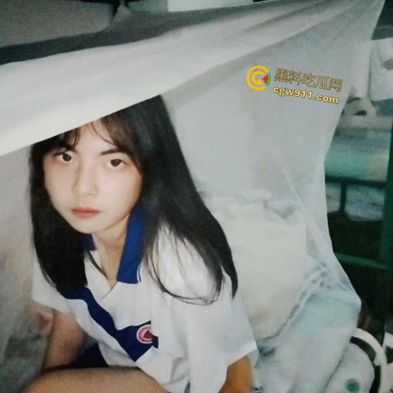 湖南常德清纯学生妹【于淑雅】,独居在家寂寞自慰,D罩杯逆天巨乳口交假阳具,跳蛋自慰骚穴淫水四溢!