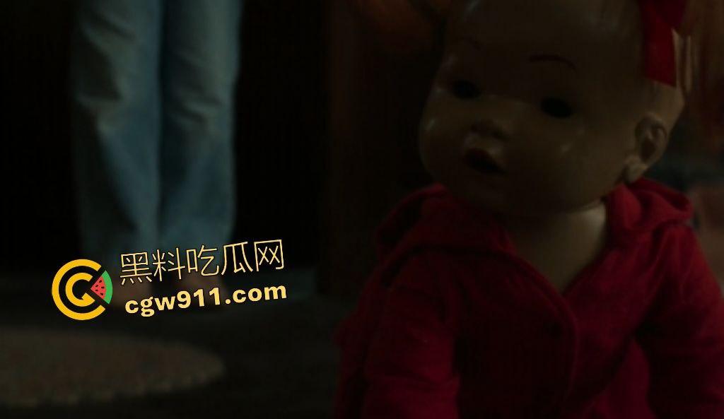 【招魂4】沃伦夫妇1986重返驱魔战场!斯莫尔家族恶魔肆虐,地狱烈焰吞噬惊魂夜!