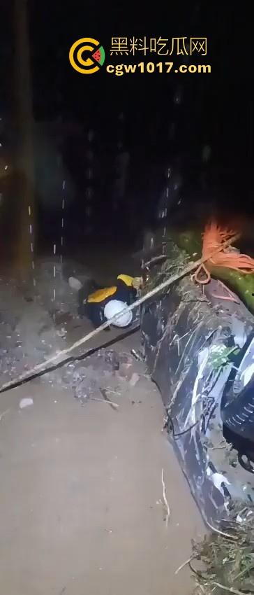 中美洲正遭受严重洪灾!危地马拉、哥斯达黎加和洪都拉斯一直处于这场灾害的中心区域,现在地球环境恶劣天气多变!