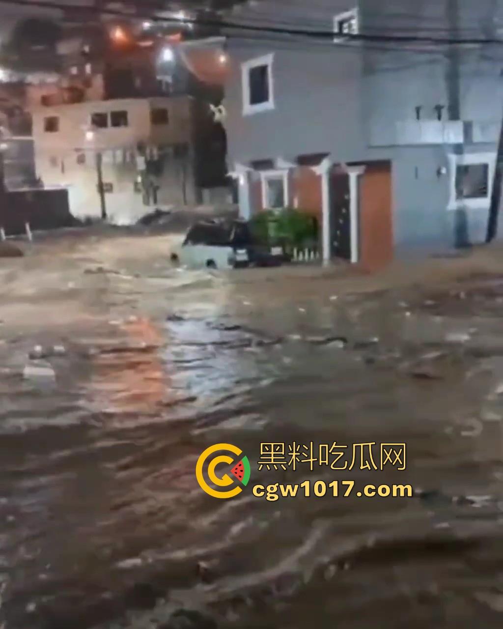 中美洲正遭受严重洪灾!危地马拉、哥斯达黎加和洪都拉斯一直处于这场灾害的中心区域,现在地球环境恶劣天气多变!