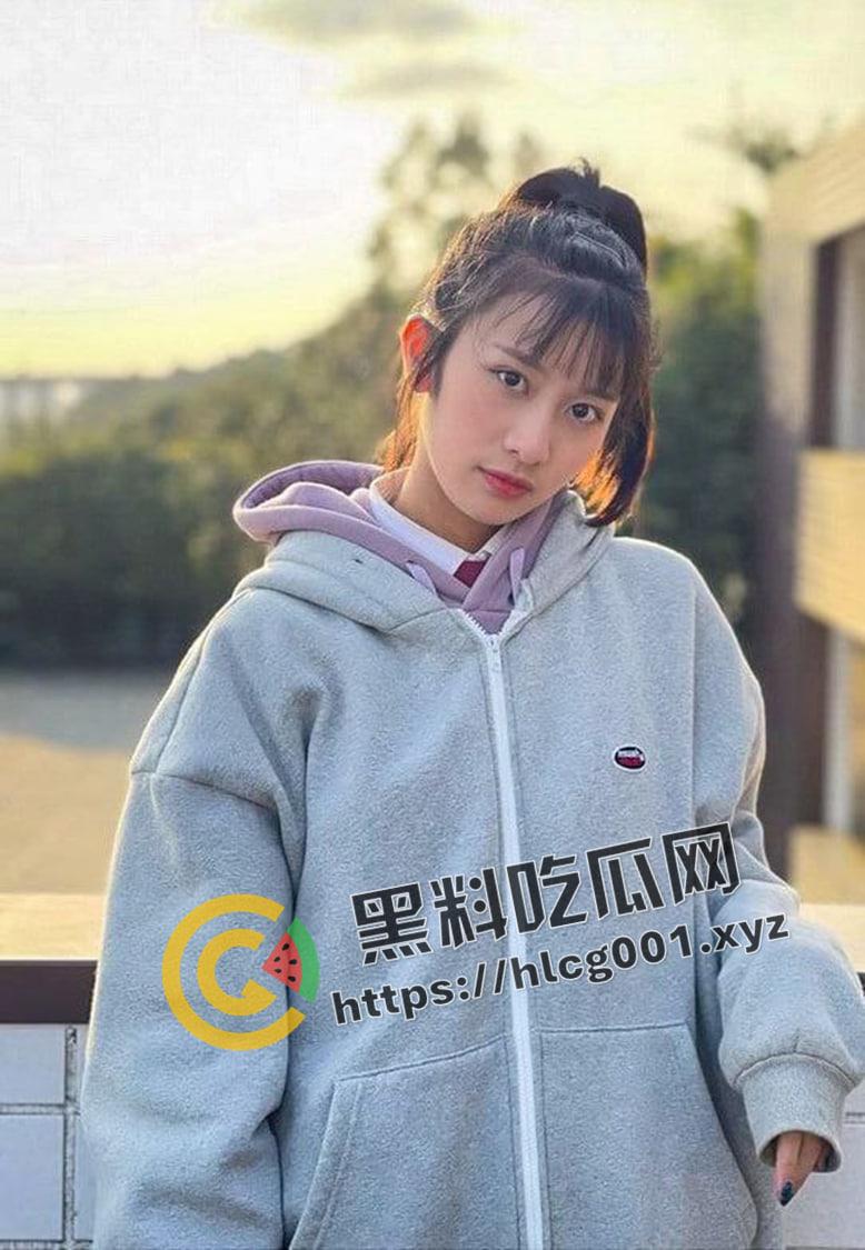 台湾亚洲小姐线上选秀 清纯小妹妹一步步陷入假评委的陷阱 挺着珠圆玉润的奶子扣逼到高潮 我看你挺享受啊