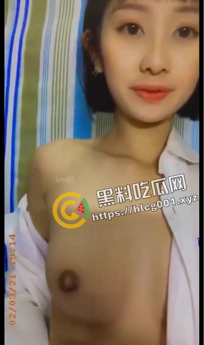台湾亚洲小姐线上选秀 清纯小妹妹一步步陷入假评委的陷阱 挺着珠圆玉润的奶子扣逼到高潮 我看你挺享受啊