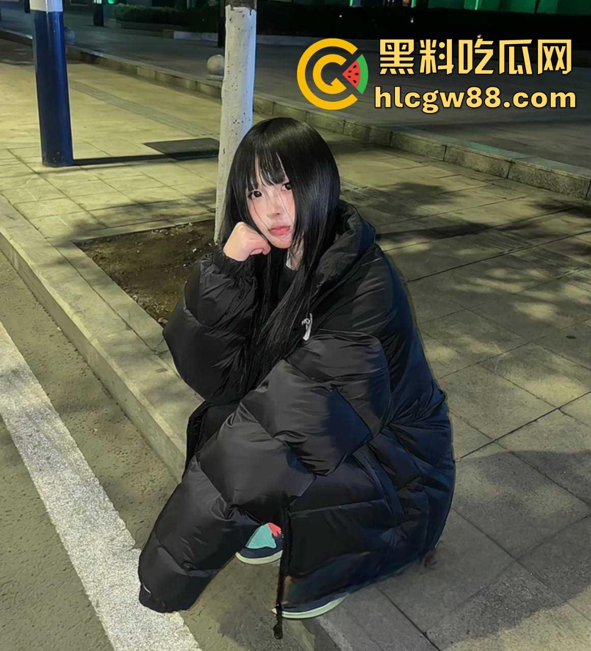 河南洛阳反差母狗【孙然敏】20岁自曝睡过30多人,长得美艳身经百战技艺超群,下体黑得像墨!