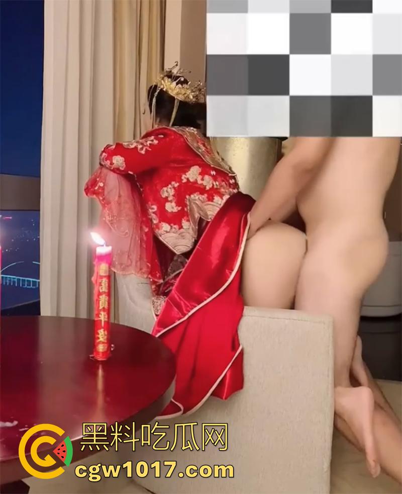 操别人老婆就是爽,尤其是刚新婚的,多个新婚新娘,穿禾服出轨视频流出,被大屌伴郎爆操抽插,含着鸡巴跪地摇尾巴!