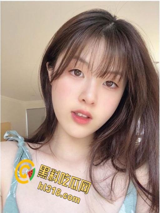 桌游馆搭讪清纯女大【马思纯】，白虎阴唇粉嫩诱人，亲亲嘴就淫水泛滥，性欲如狼似虎，被窝里口爆吞精 ！