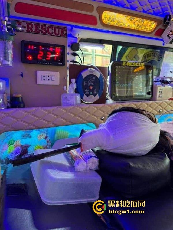 妙瓦底一女孩头部被刀插入！竹片墙掉刀酿惨剧，紧急送往泰国湄索医院！